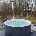 6 Bedroom In Hébergement de vacances *