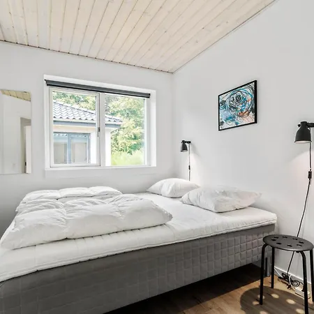Holiday home 6 Bedroom In *