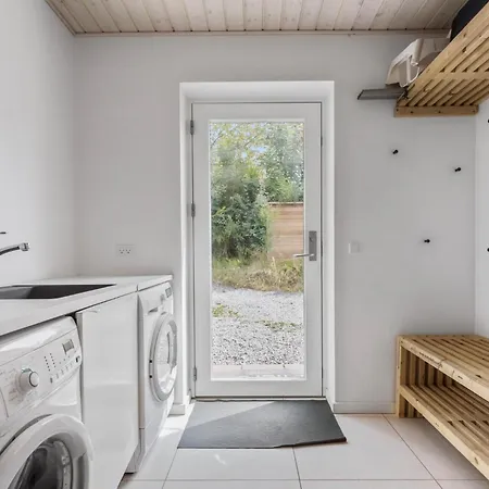 6 Bedroom In Glesborg