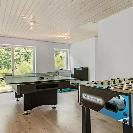 بيت للعطل 6 Bedroom In Glesborg